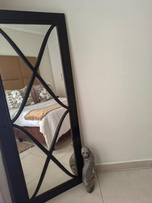 Classy And Cosy Apt - Dainfern Sandton Exteriör bild