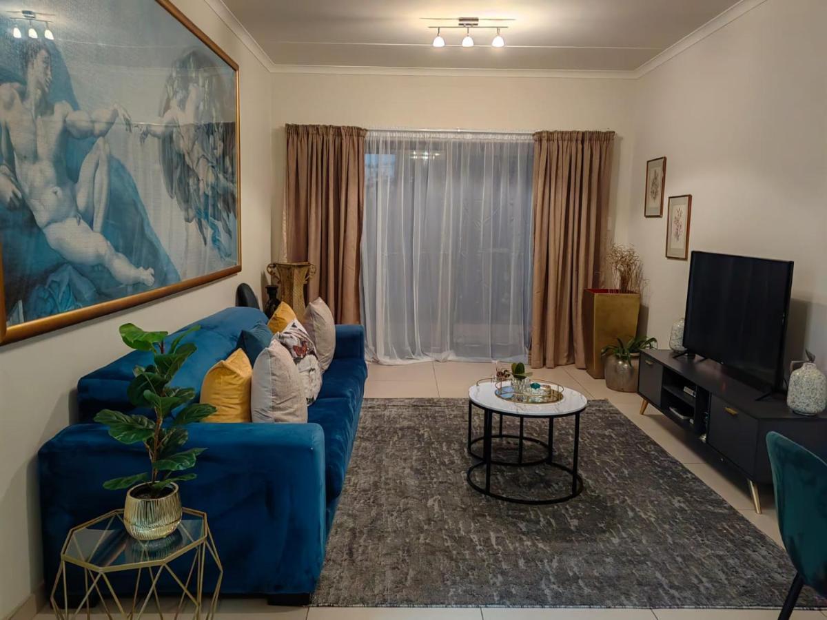 Classy And Cosy Apt - Dainfern Sandton Exteriör bild